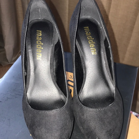 Heels - Picture 1 of 3